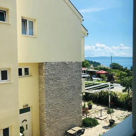 Sirena Apartment *