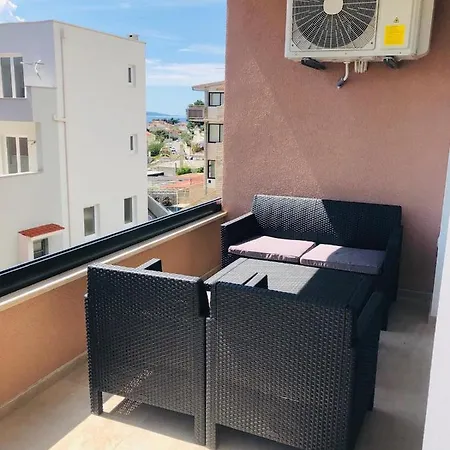 Sirena Apartment *